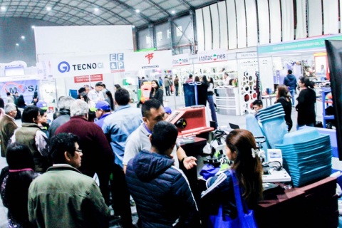 秘鲁利马皮革及鞋材展览会展会现场图片