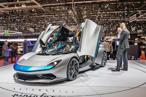 瑞士日内瓦车展展会现场图片