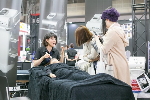 日本名古屋美容展览会展会现场图片