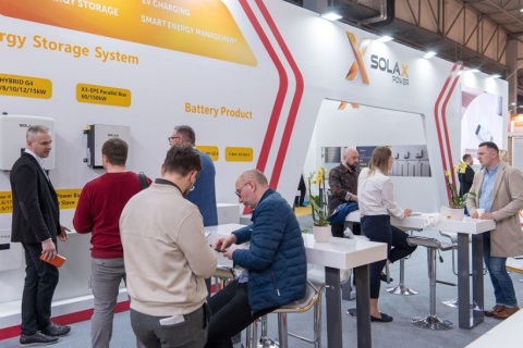 波兰太阳能光伏及风能展览会展会现场图片