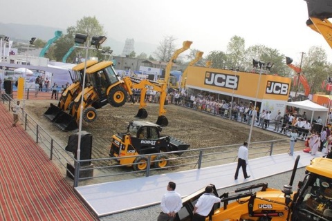 孟加拉达卡工程机械、建筑机械展览会展会现场图片