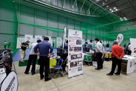 日本横滨高尔夫球展览会展会现场图片