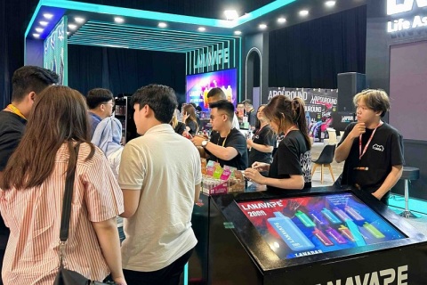 波兰华沙电子烟展览会展会现场图片