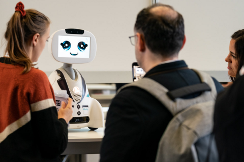 荷兰欧洲教育装备展览会展会现场图片