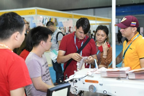 巴基斯坦纺织机械、数字印花、家纺服装展展会现场图片