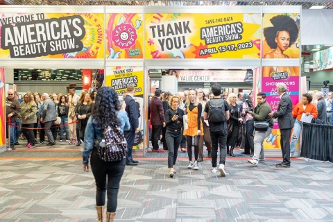 美国芝加哥美容美发展览会展会现场图片