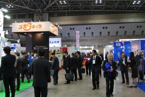 日本纺织品专业处理洗衣展览会展会现场图片