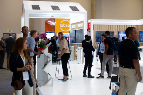 南非太阳能及储能展览会展会现场图片