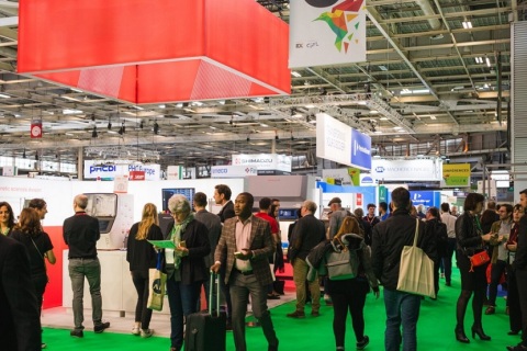 法国巴黎实验室设备仪器展览会展会现场图片