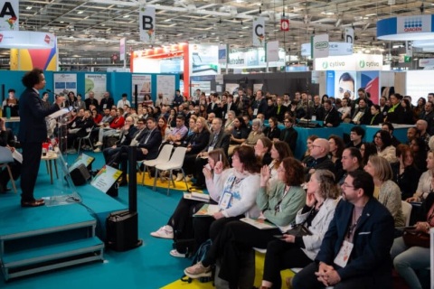 法国巴黎实验室设备仪器展览会展会现场图片