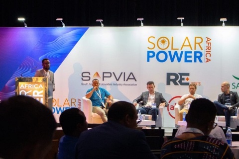 南非太阳能及储能展览会展会现场图片