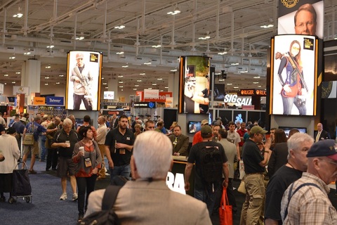 美国全国枪械、步枪年会和展览会展会现场图片