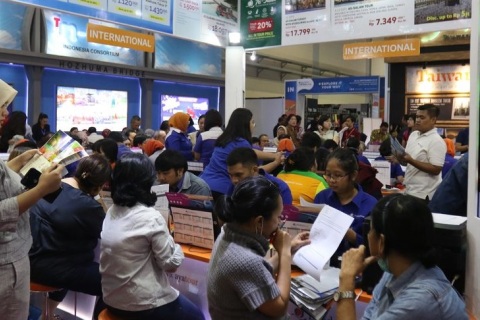 新加坡国际高端旅游展展会现场图片