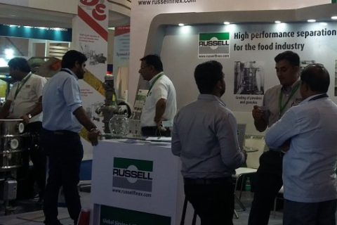 印度化工流体设备展览会展会现场图片