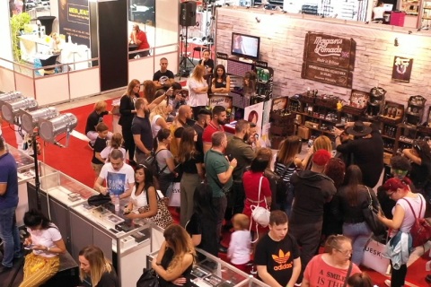 保加利亚美容展展会现场图片