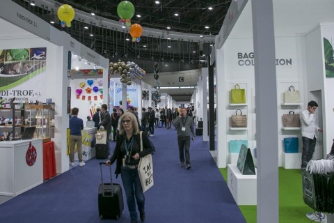 西班牙马德里广告及促销礼品展览会展会现场图片