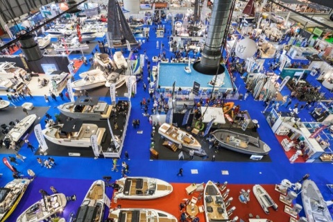 法国巴黎游艇及水上运动展览会展会现场图片