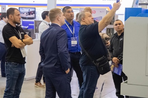 哈萨克斯坦工业展览会展会现场图片