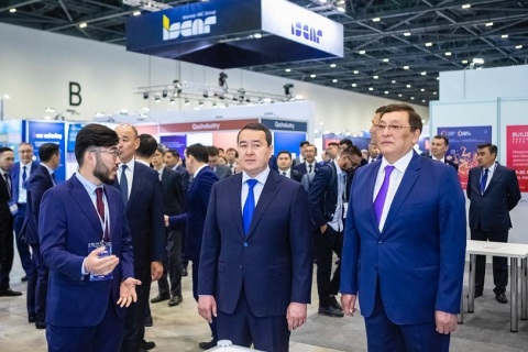 哈萨克斯坦工业展览会展会现场图片