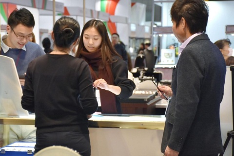 日本山梨珠宝展览会YJF展会现场图片