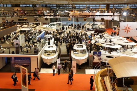 法国巴黎游艇及水上运动展览会展会现场图片