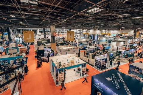 法国巴黎游艇及水上运动展览会展会现场图片