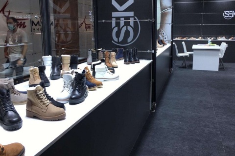 土耳其伊斯坦布尔鞋及箱包展览会展会现场图片