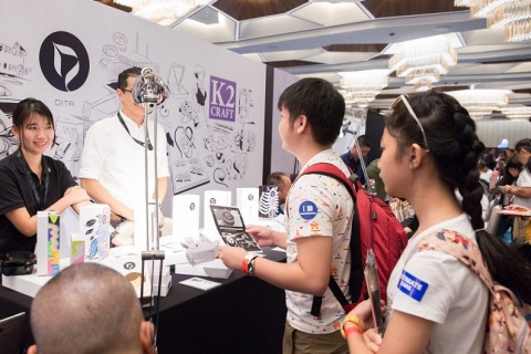 新加坡HiFi耳机展览会展会现场图片