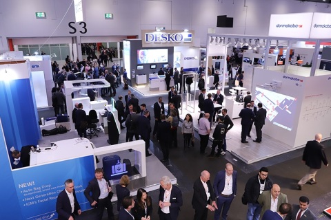 西班牙欧洲候机楼设备展览会展会现场图片