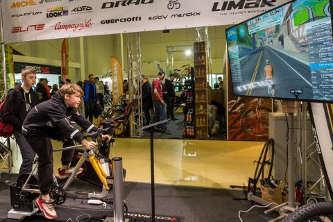 俄罗斯莫斯科自行车展展会现场图片