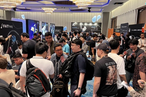 新加坡HiFi耳机展览会展会现场图片