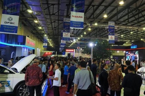 马来西亚新能源电动汽车及电池展览会展会现场图片