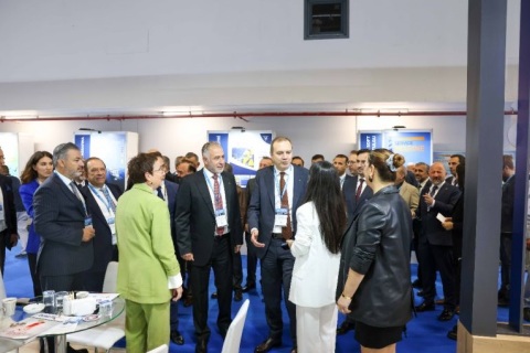 土耳其伊斯坦布尔海事展览会展会现场图片