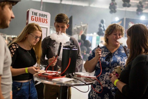 南非比勒陀利亚电子烟展览会展会现场图片