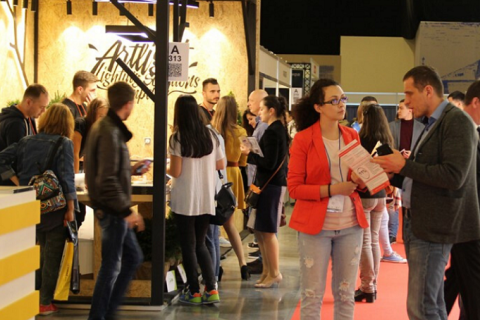 俄罗斯圣彼得堡室内设计装饰展览会展会现场图片