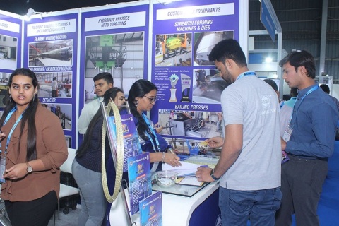 印度孟买复合材料展览会展会现场图片