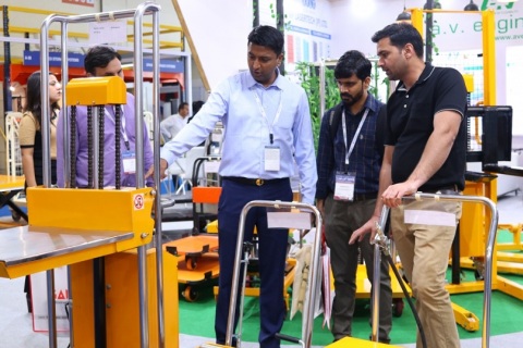 印度运输物流展览会展会现场图片