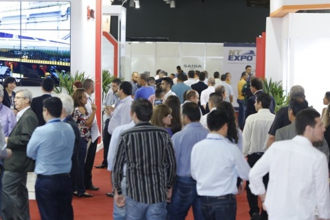 巴西圣保罗铁路轨道交通展览会展会现场图片