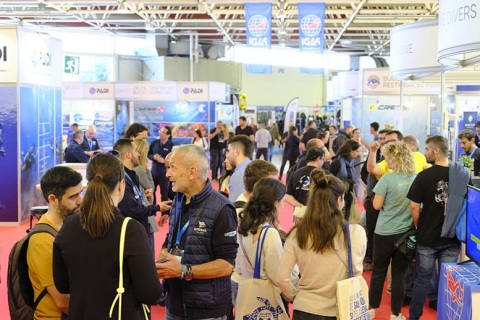 西班牙巴塞罗那潜水展览会展会现场图片