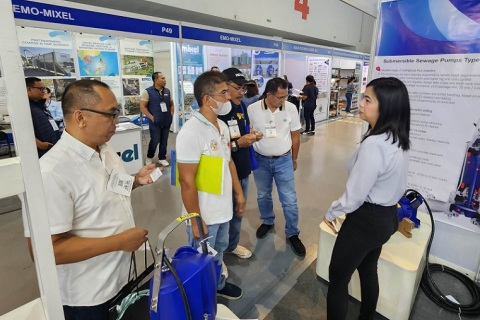 菲律宾电动汽车展展会现场图片