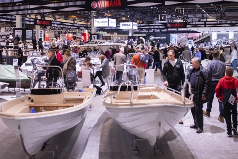 芬兰赫尔辛基游艇展览会展会现场图片