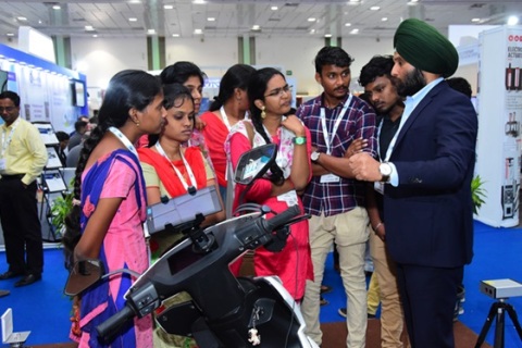 印度金奈汽车测试及质量监控展览会展会现场图片