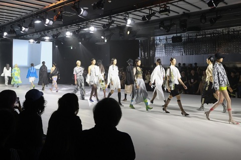 韩国釜山时尚服装及面料展展会现场图片