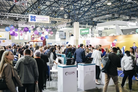 哈萨克斯坦阿拉木图旅游展览会展会现场图片