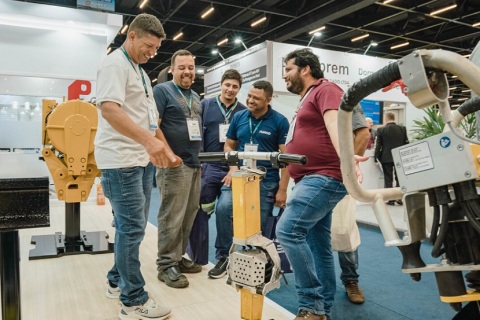 巴西圣保罗铁路轨道交通展览会展会现场图片