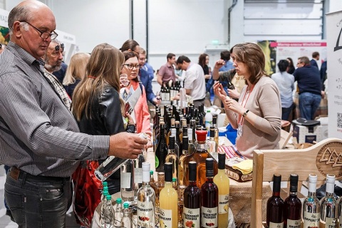 俄罗斯葡萄酒展览会展会现场图片