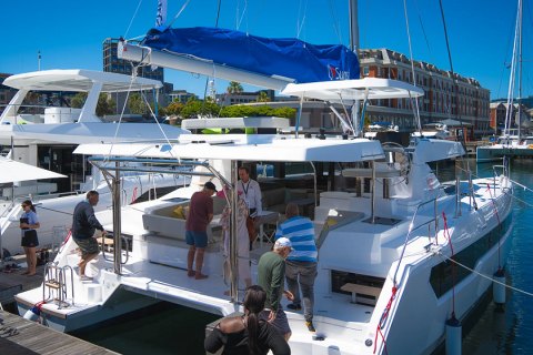 南非开普敦游艇展览会展会现场图片