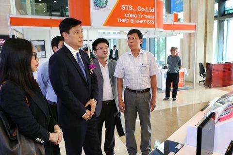 越南工程机械、商用车辆及配件展览会展会现场图片