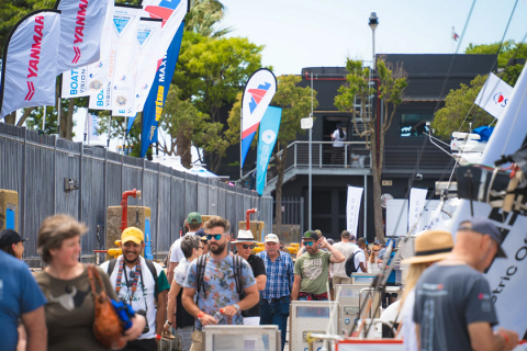 南非开普敦游艇展览会展会现场图片