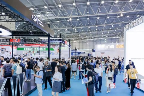 中国江苏昆山国际汽车灯具展览会展会现场图片